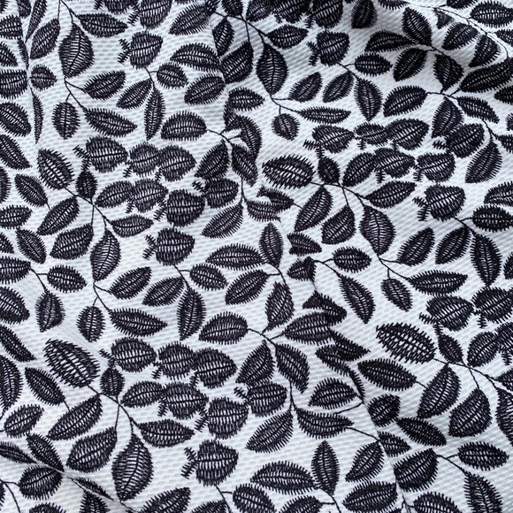 LuLaRoe Cassie - Picture 1 of 4